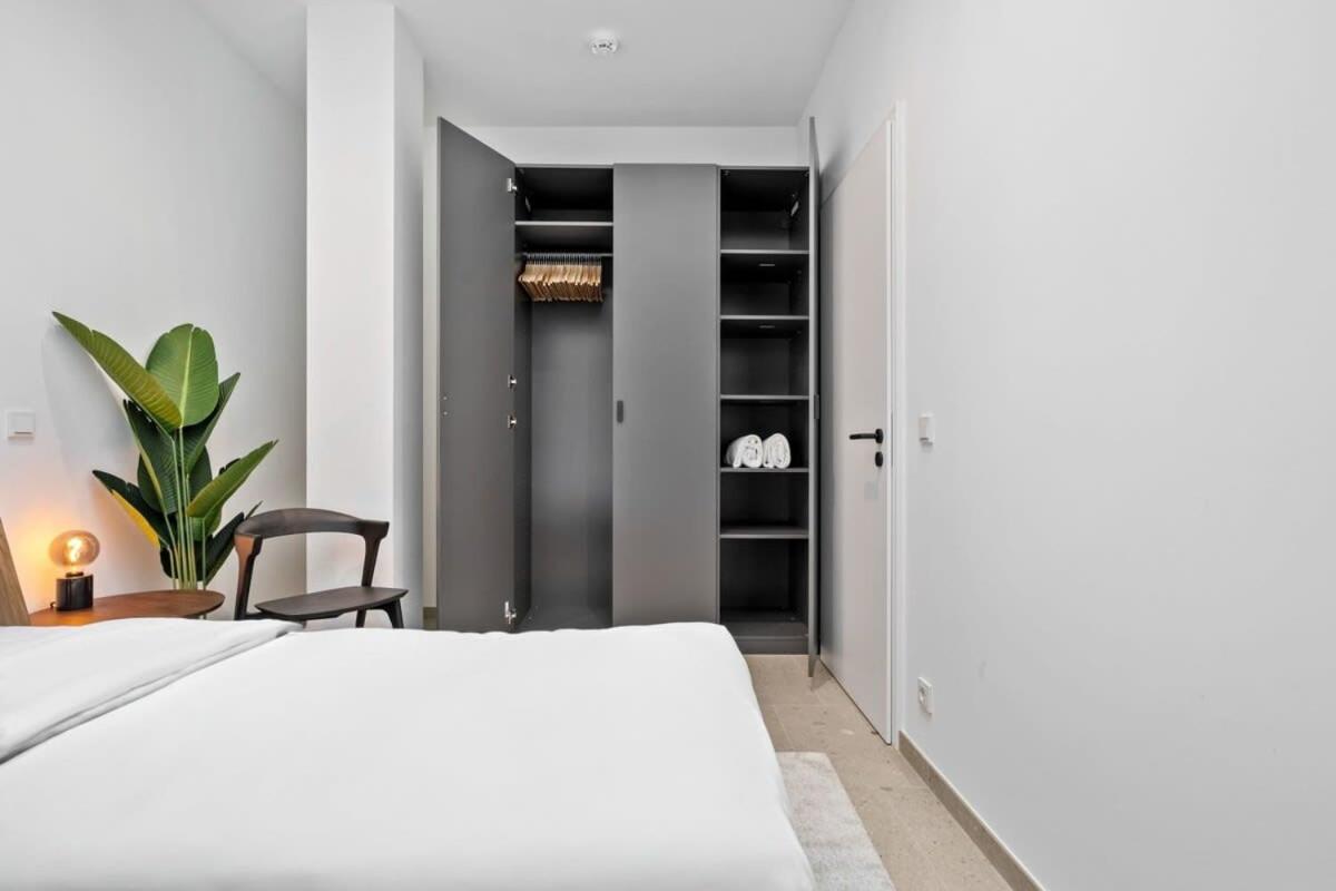 Ferienwohnung Luxurious 2Br Apt With Balcony In Luxemburg Exterior foto