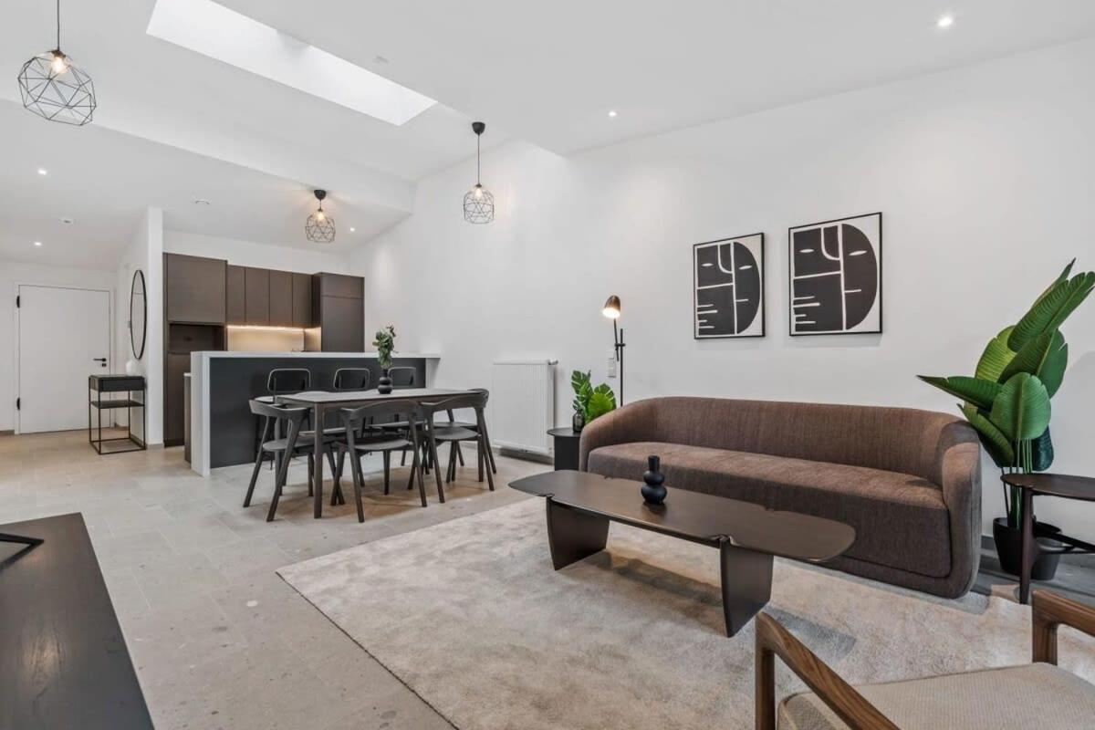 Ferienwohnung Luxurious 2Br Apt With Balcony In Luxemburg Exterior foto